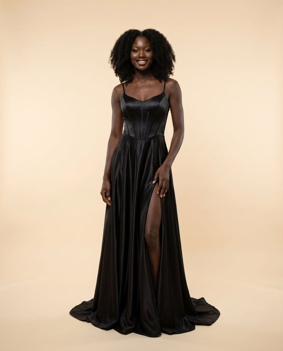 Robe en satin fluide Noire