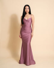 Robe Avec Transparence Sur Les Côtés Mauve