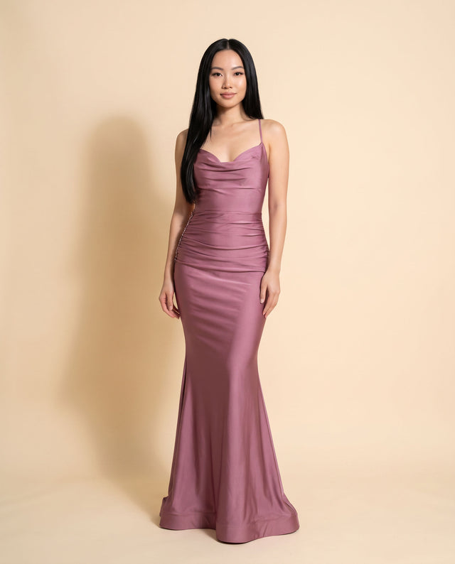 Robe Avec Transparence Sur Les Côtés Mauve