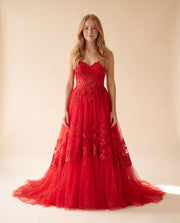 Robe à Étages Rouge