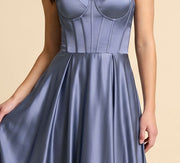 Robe Corset En Satin Bleu Fumé