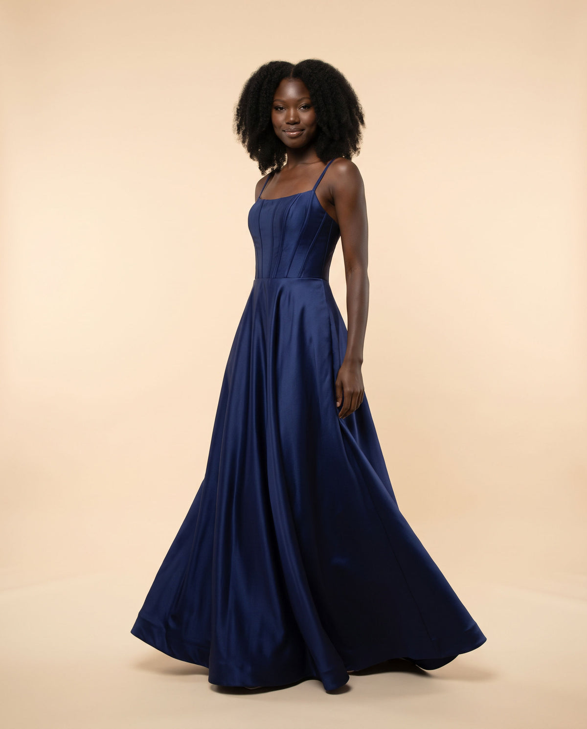 Robe Princesse En Satin Marine