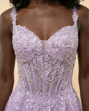 Robe en Dentelle Lilas
