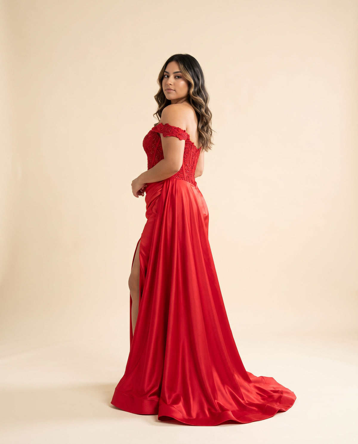 Robe Corset Off Shoulder Rouge