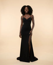 Robe Ajustée Simple Noire