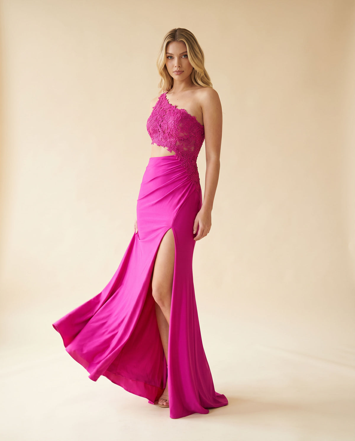 Robe Asymetrique Fushia
