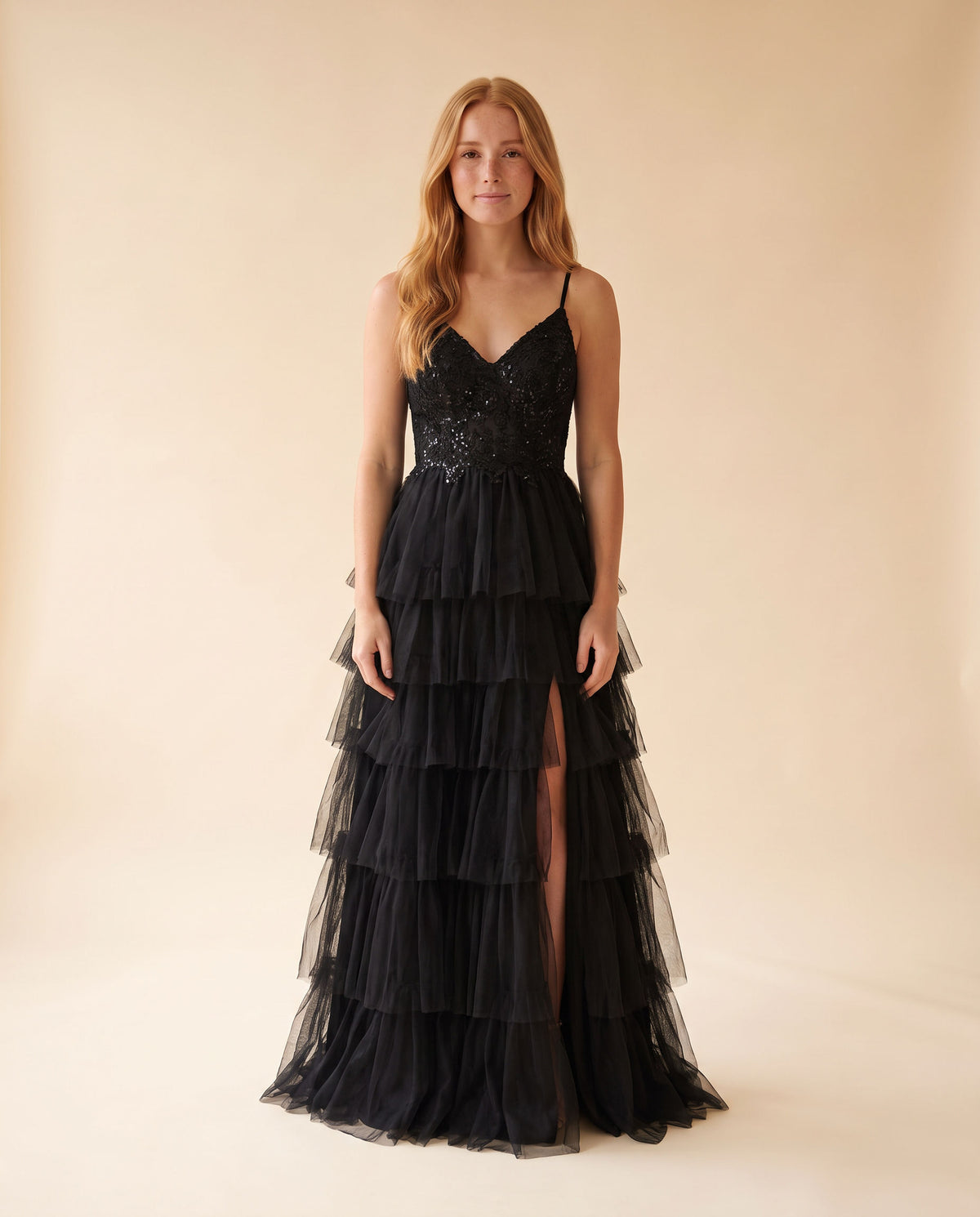 Robe À Étages Noire