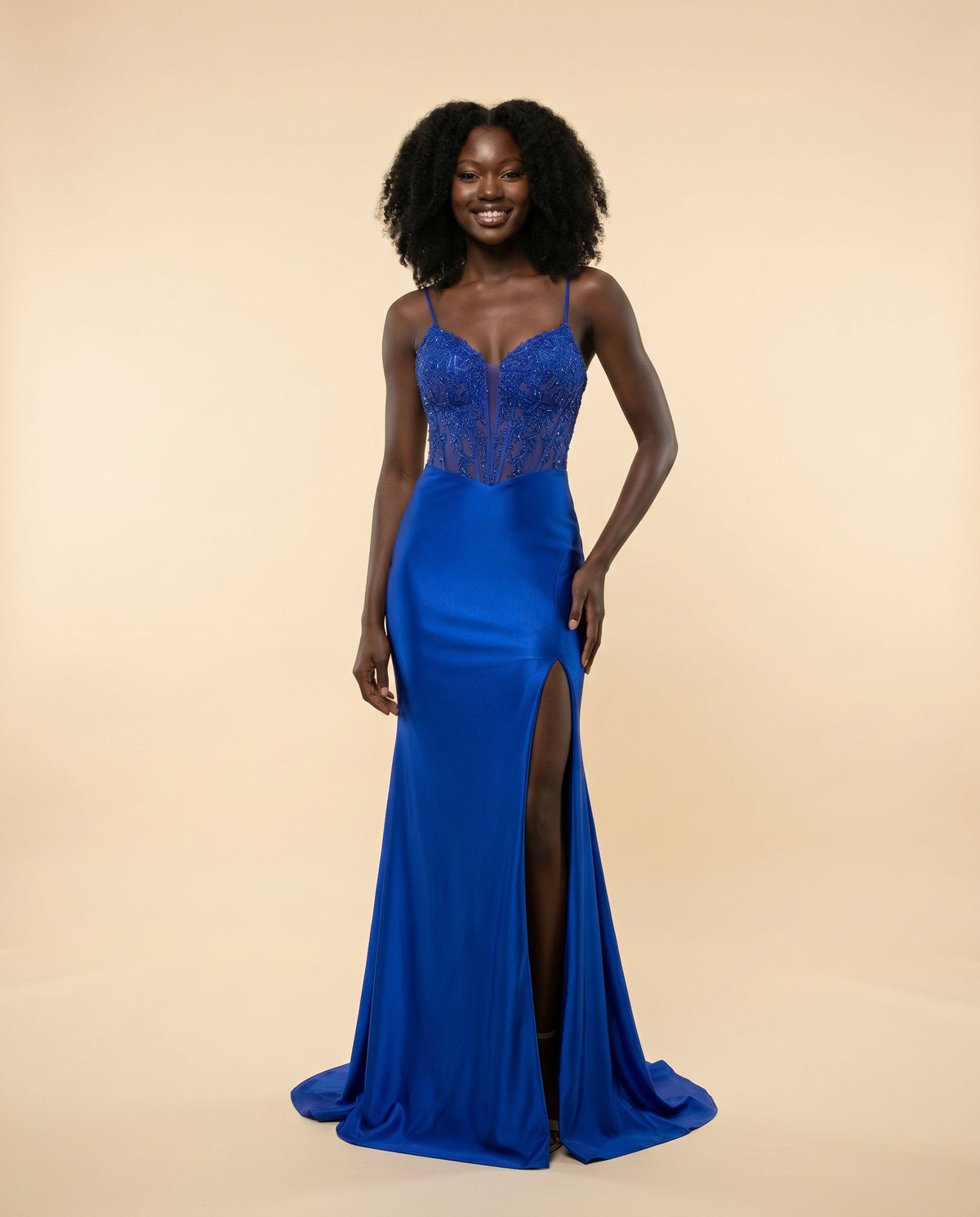 Robe Ajustée Avec Corset Royal