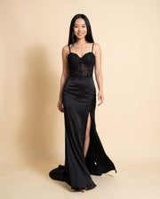 Robe En Satin Noire