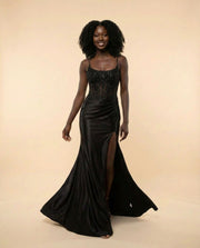 Robe Black