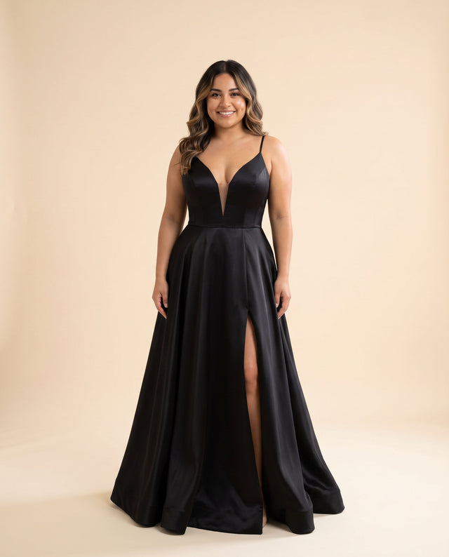 Robe Noire Brillante en A