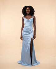 Robe Satinée Bleu Poudré