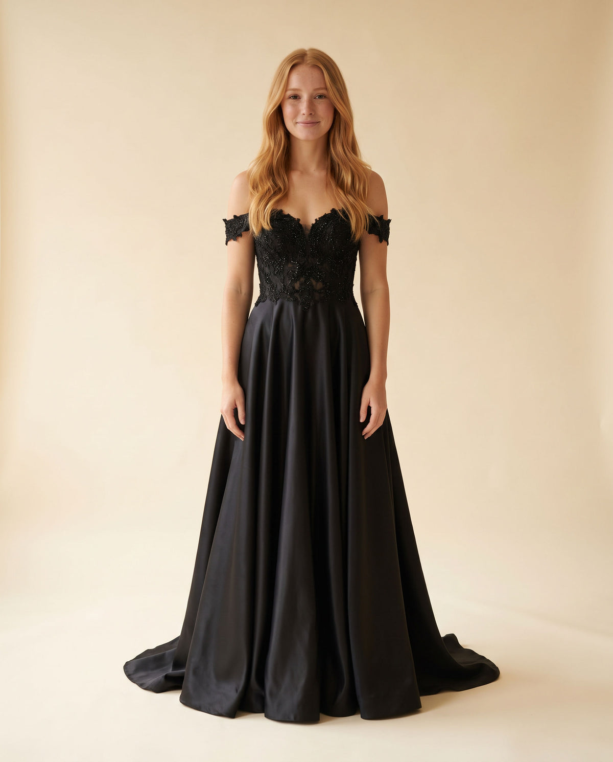 Robe princesse en satin Noire