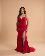 Robe Ajusté Avec Fente Rouge