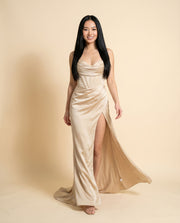Robe En Satin Avec Dos Lacé Champagne