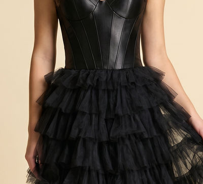Robe Bustier à étages Noire