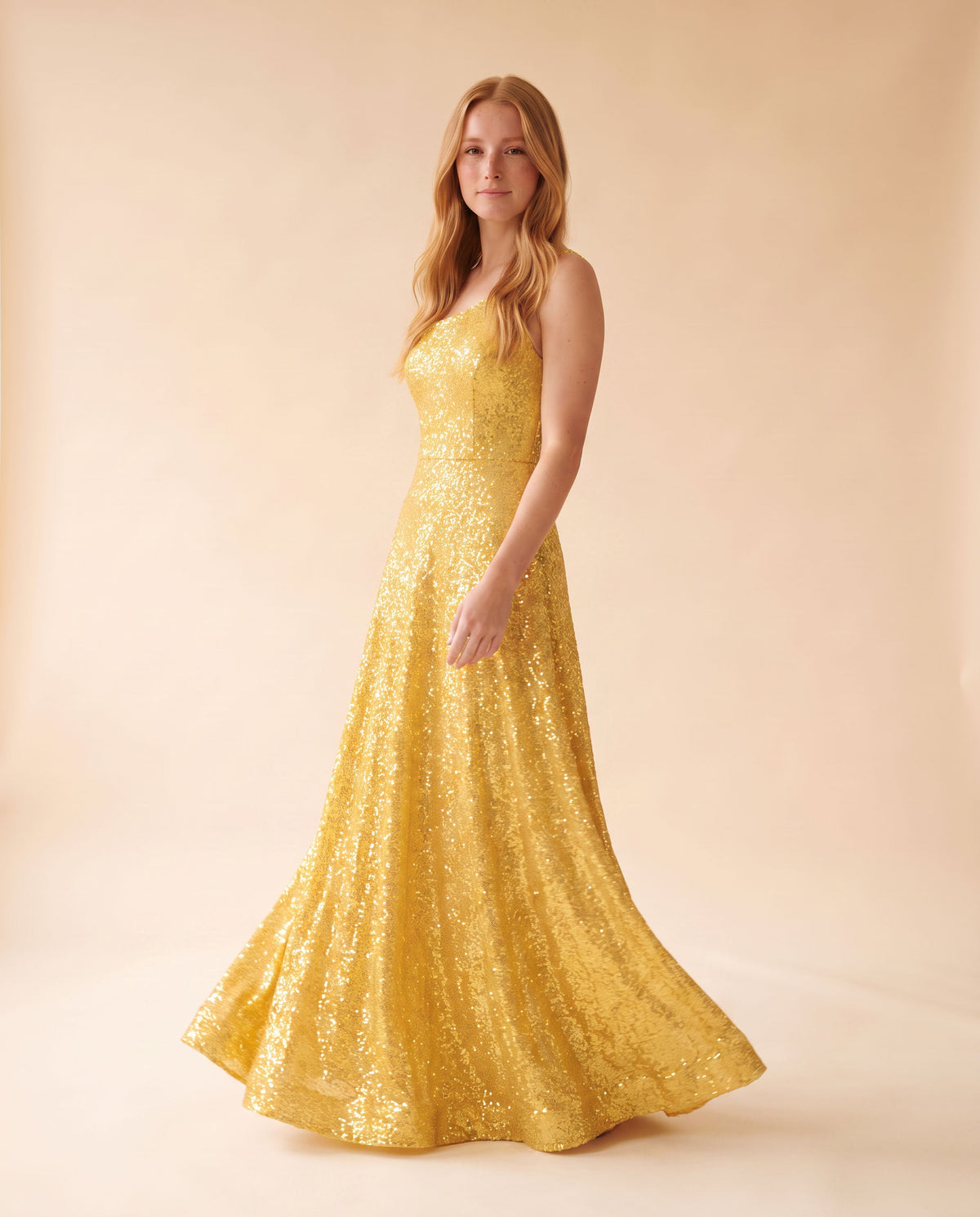 Robe Une Bretelle Jaune Daffodil