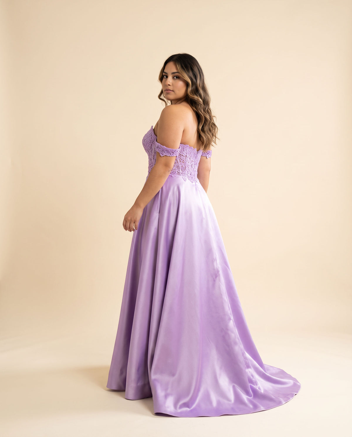 Robe princesse en satin Lilas