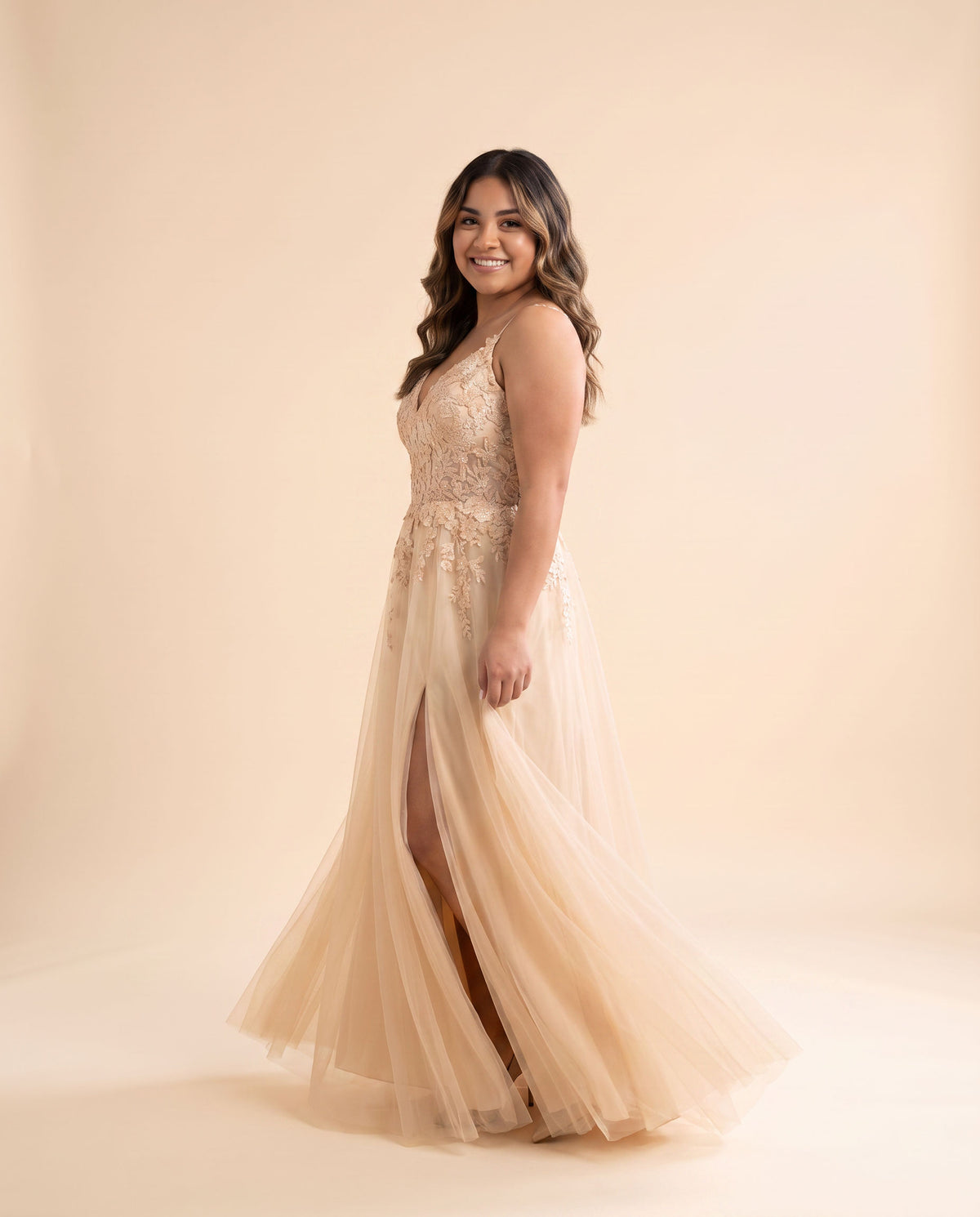 Blush / Champagne