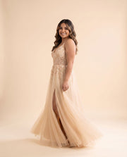 Blush / Champagne