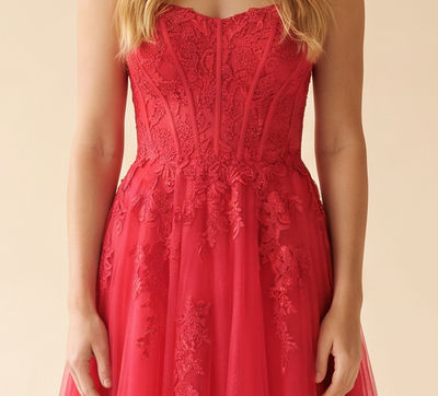 Robe Princesse Brodée Rouge