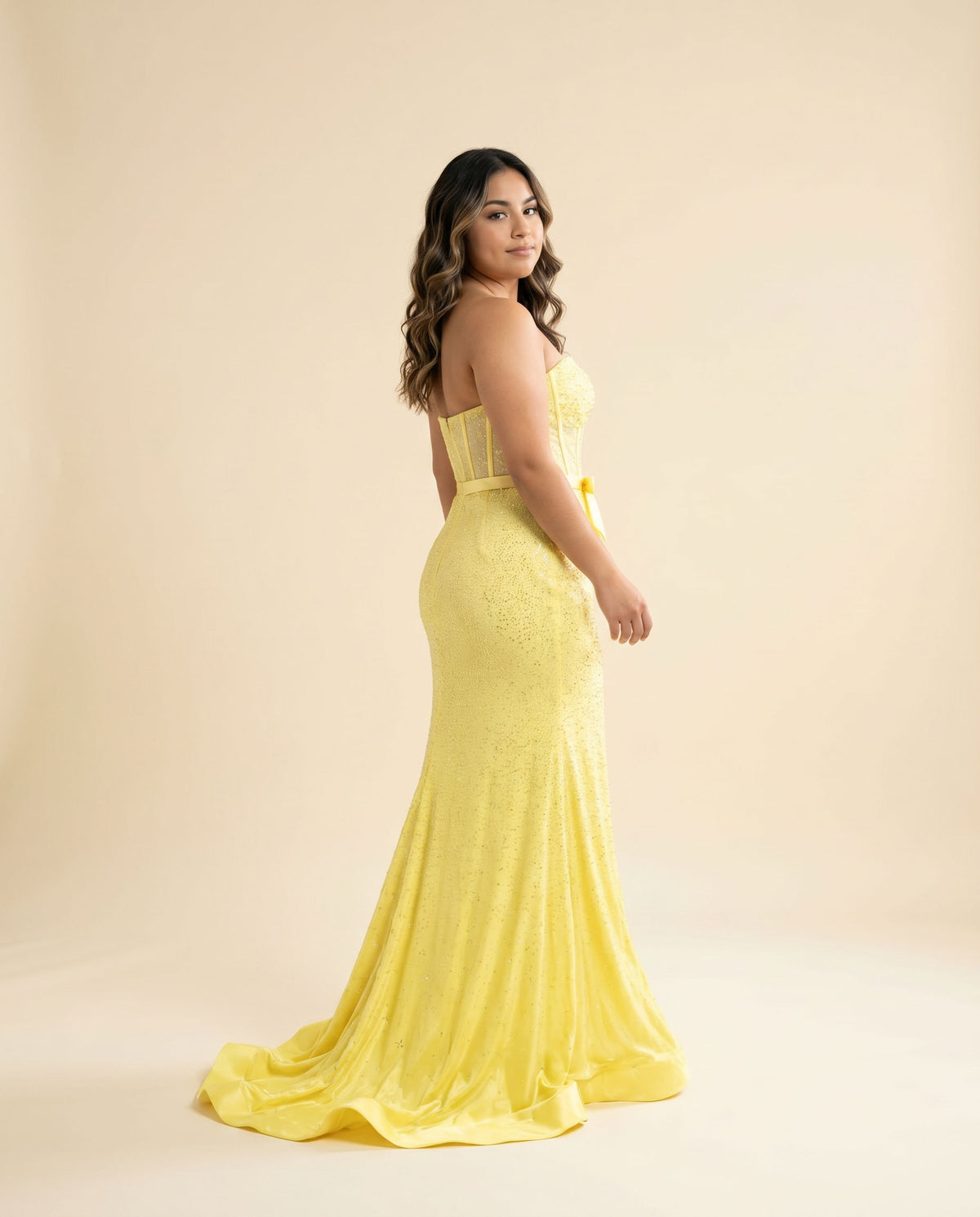 Robe brillante Jaune