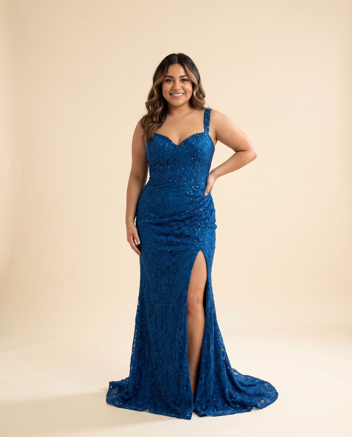 Robe En Dentelle Marine