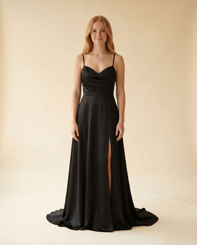 Robe De Satin Noire