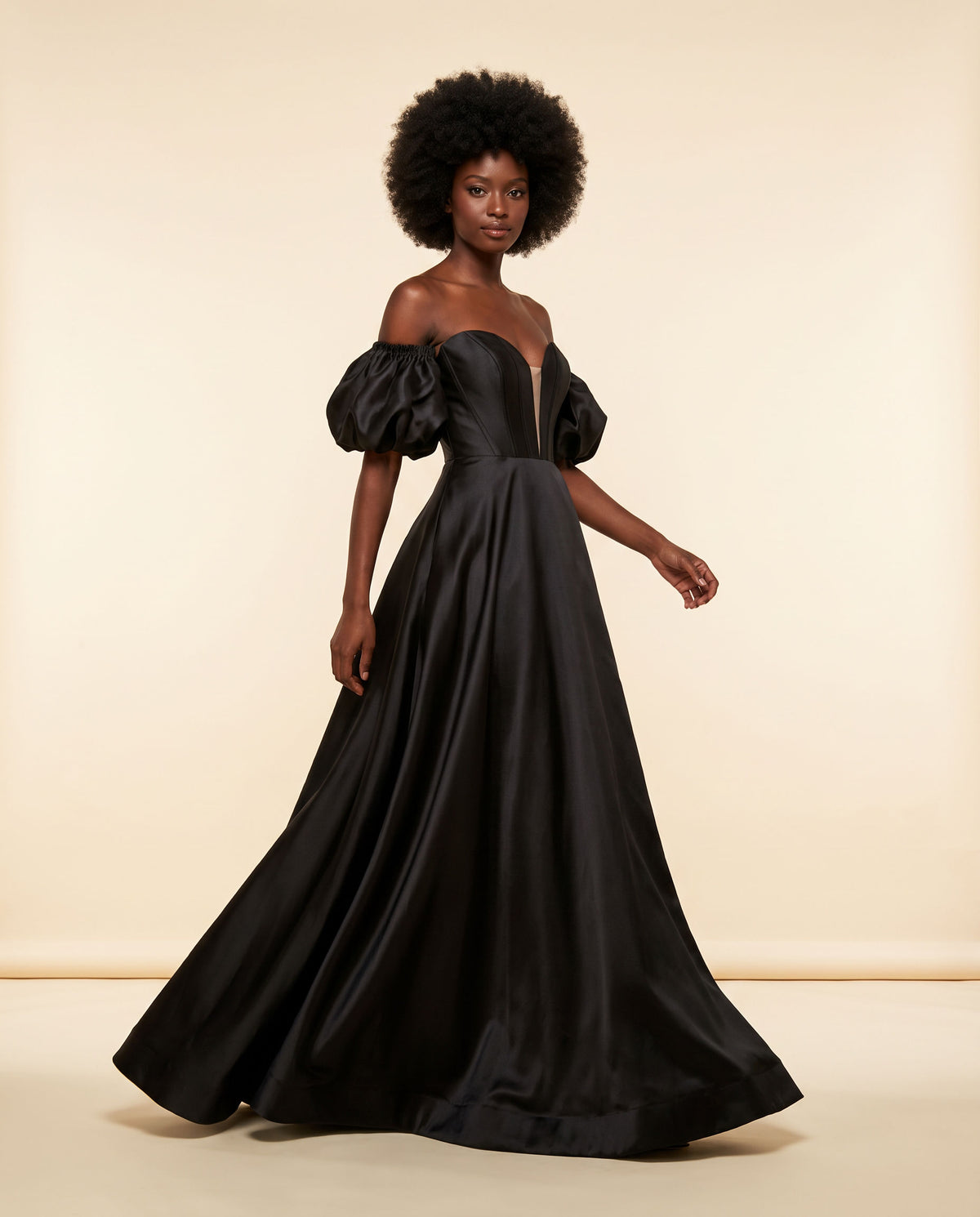 Robe Avec Fente Royal