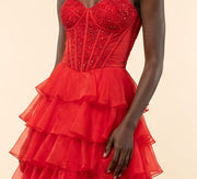 Robe à volants rouge