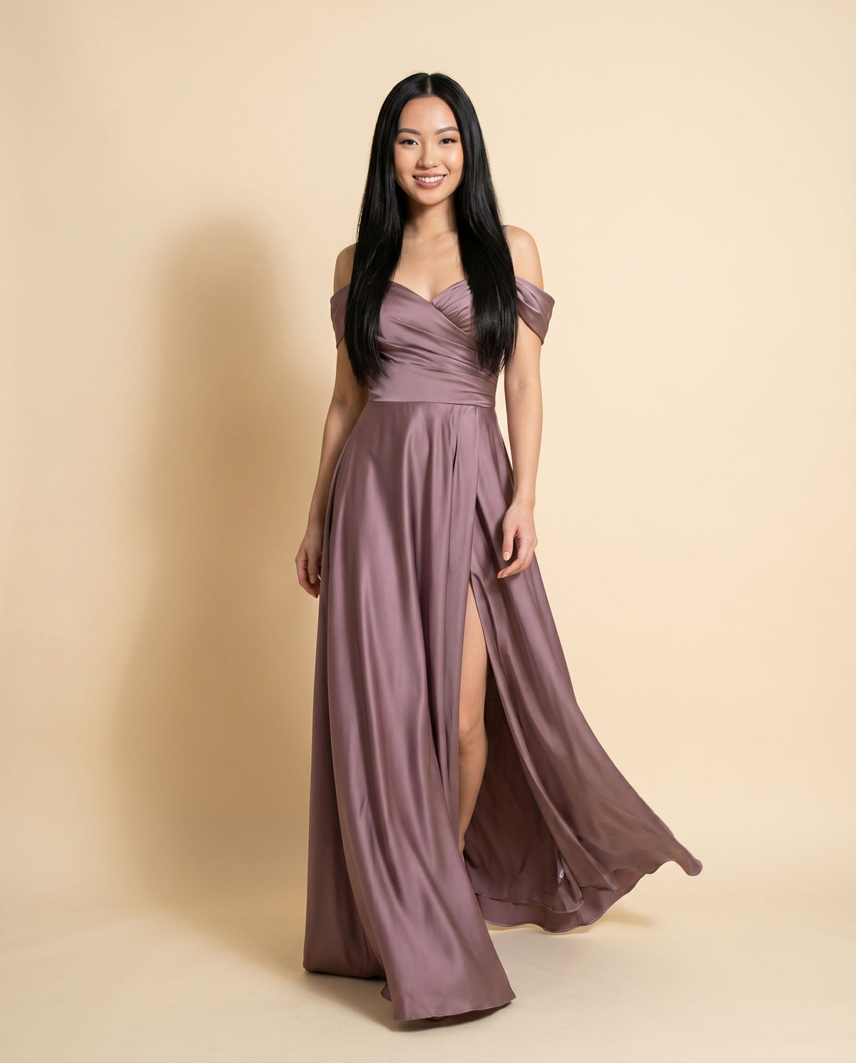 Robe En Satin Violette