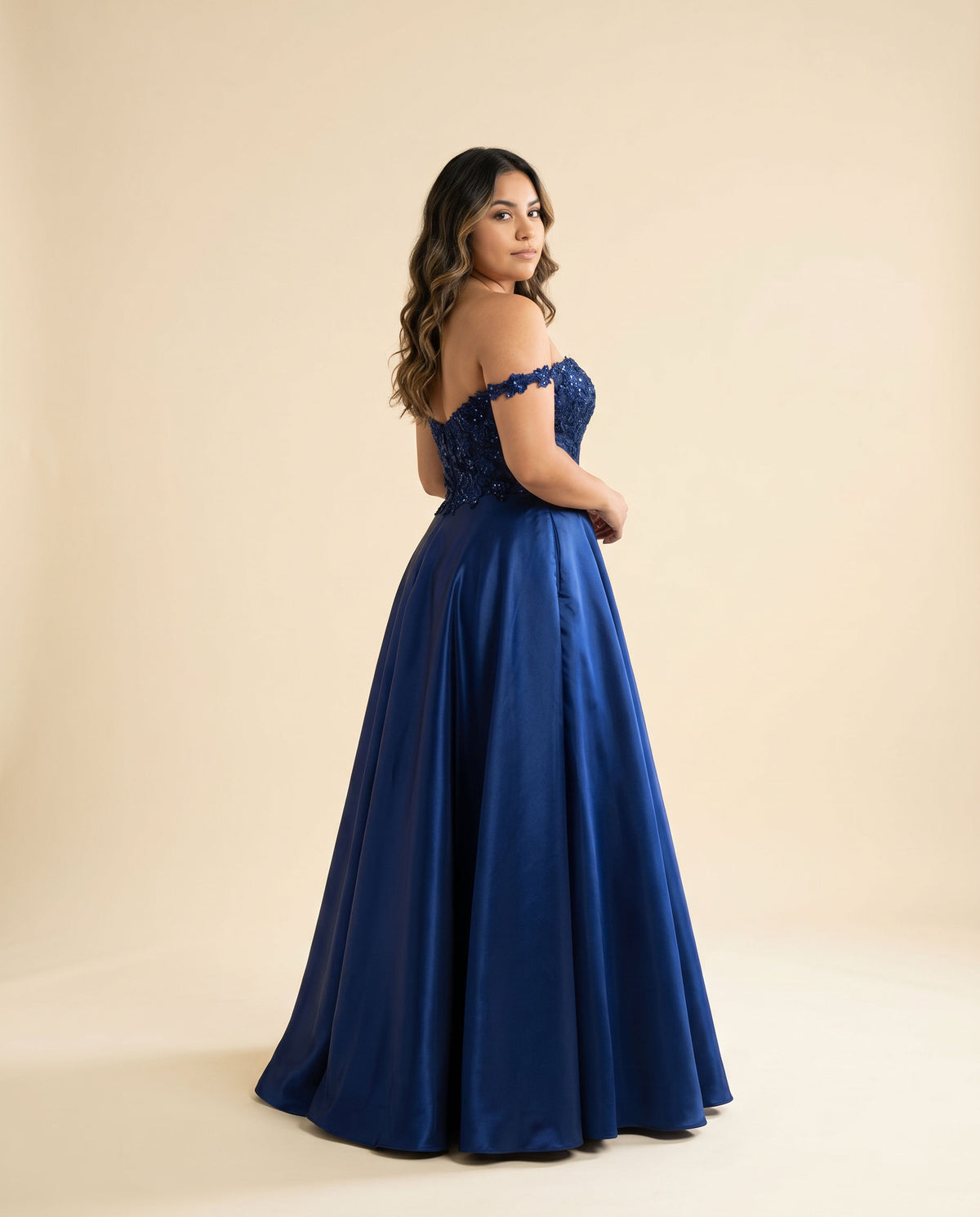 Robe Fluide En Satin Marine