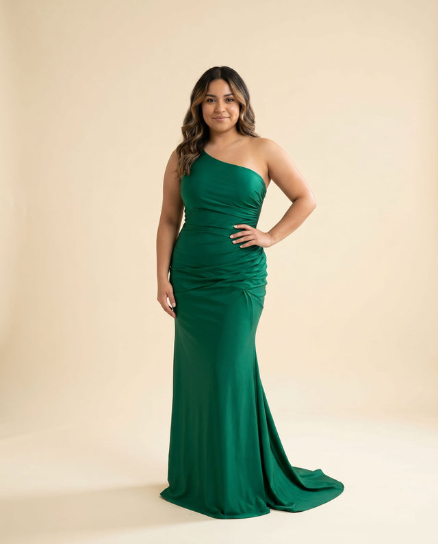 Robe Noire Asymétrique