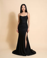 Robe Brillante Ajustée Corset Noire