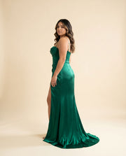 Robe En Satin Avec Dos Lacé Émeraude