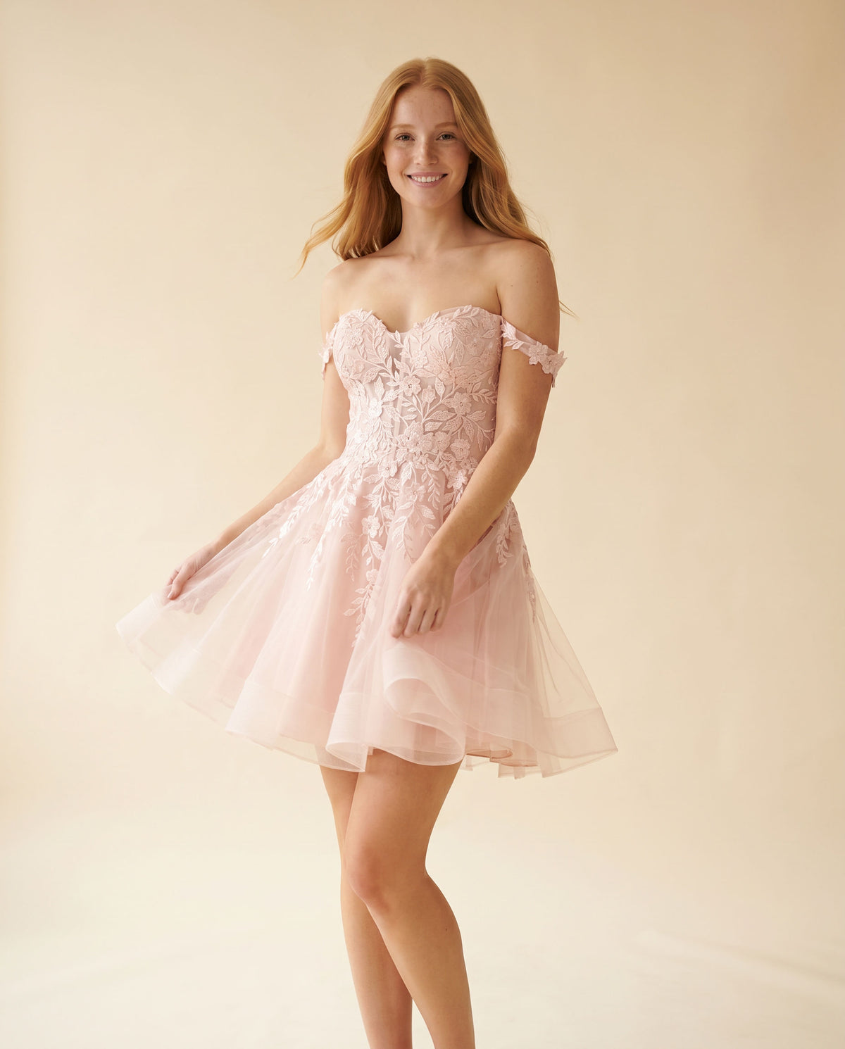 Robe Fluide En Satin Rose Pâle
