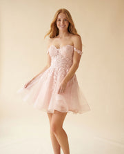 Robe Fluide En Satin Rose Pâle