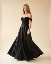 Robe princesse en satin Noire