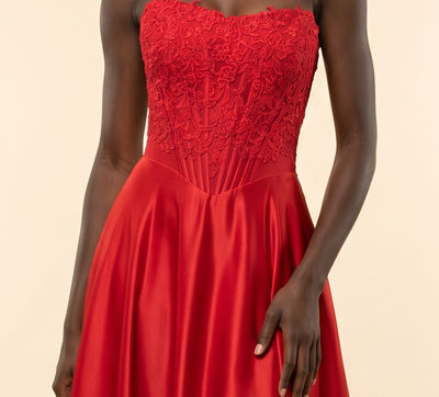 Robe Corset Et Satin Rouge