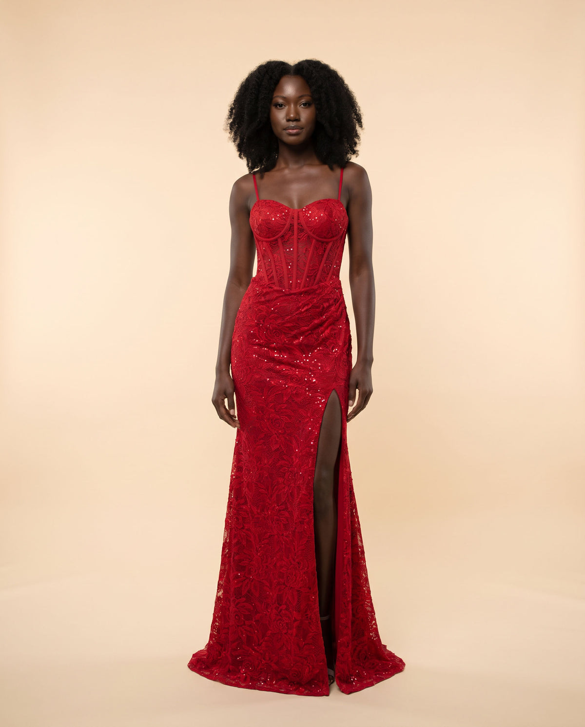 Robe Corset Et Dentelle Rouge