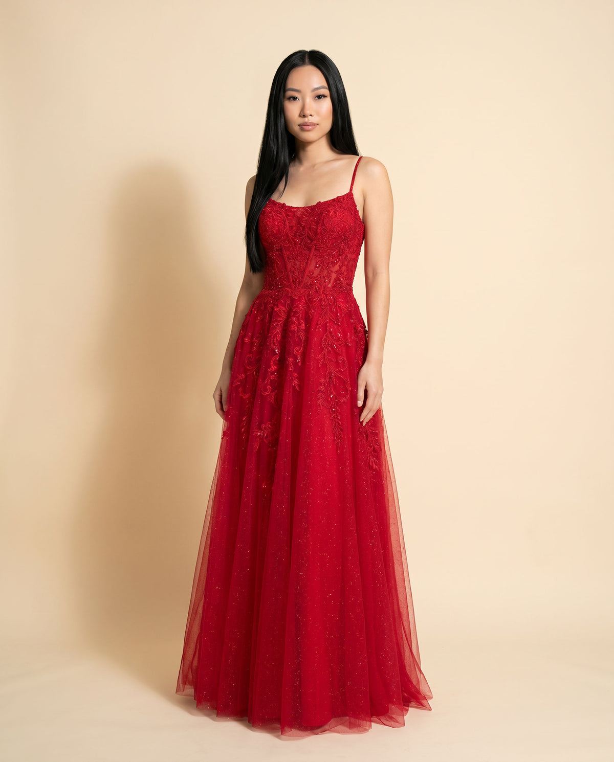Robe Décolleté Et Dos Lacé Rouge