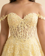 Robe Light Yellow
