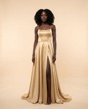 Robe En Satin Nude