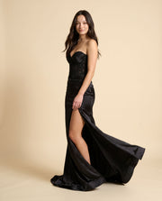 Robe Corset Ajusté Et Fente Noire