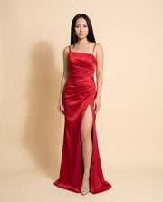 Robe Rouge En Satin