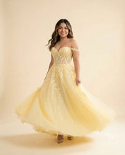 Robe Light Yellow