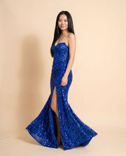 Robe À Paillettes Et Fente Royal