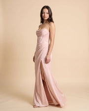 Robe Avec Fente Rose Pâle