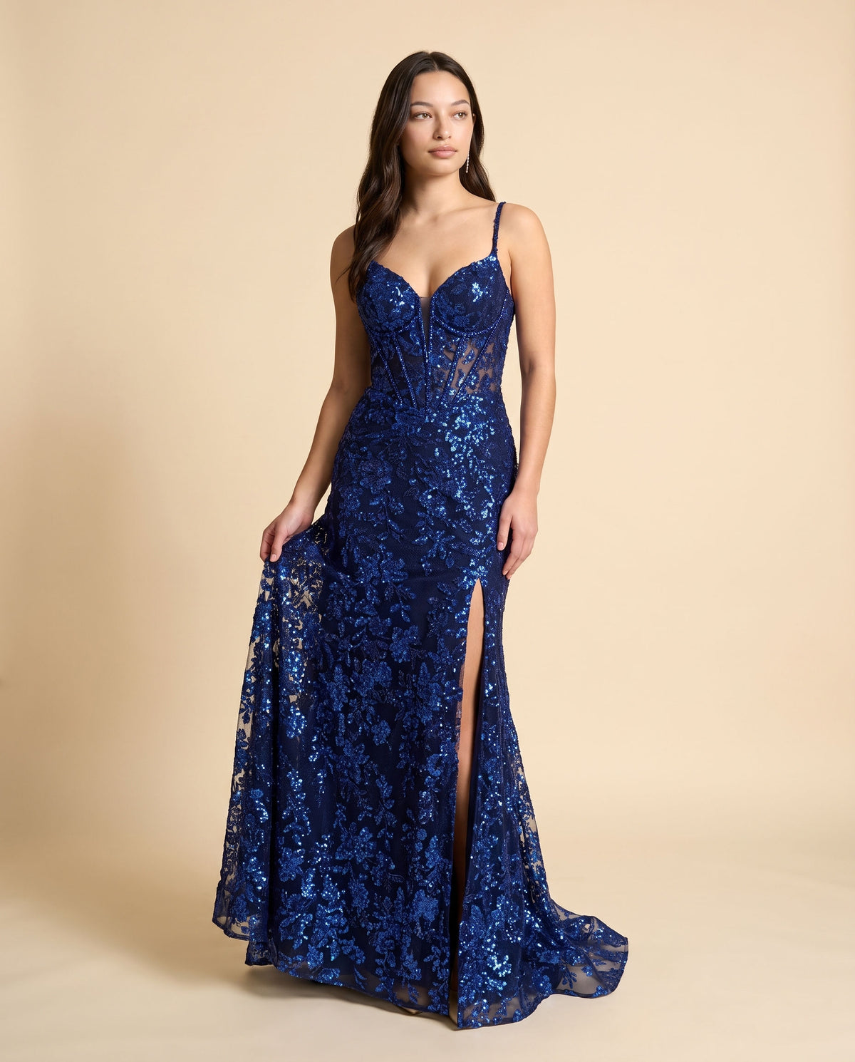 Robe Brillante À Détails Marine