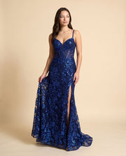 Robe Brillante À Détails Marine